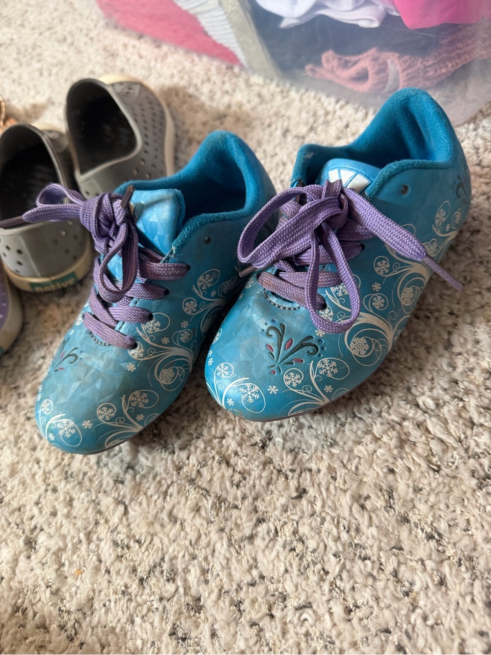 Vizari Frost Firm Ground Soccer Cleats for Kids size 8 little girl toddler